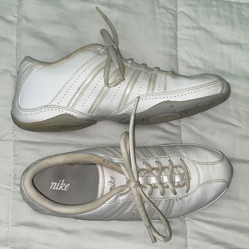 Nike cheer sneakers